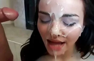 XXX Bercinta brunette yang cantik komik cerita dewasa bergambar