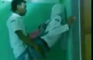 XXX Anal seks cerita dewasa sedarah bergambar dalam sepatu bot dengan Moon Star