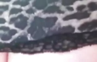 XXX Orang-orang meniduri seorang brunette cantik cerita panas sedarah bergambar untuk dua orang